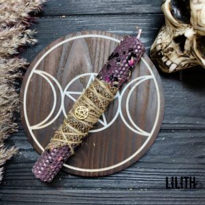 Purple Rolled Beeswax Intention Candle with Snake Skin, Herbs and Natural Stones for Removing Mental Obstacles and Mind/Thoughts Cleansing