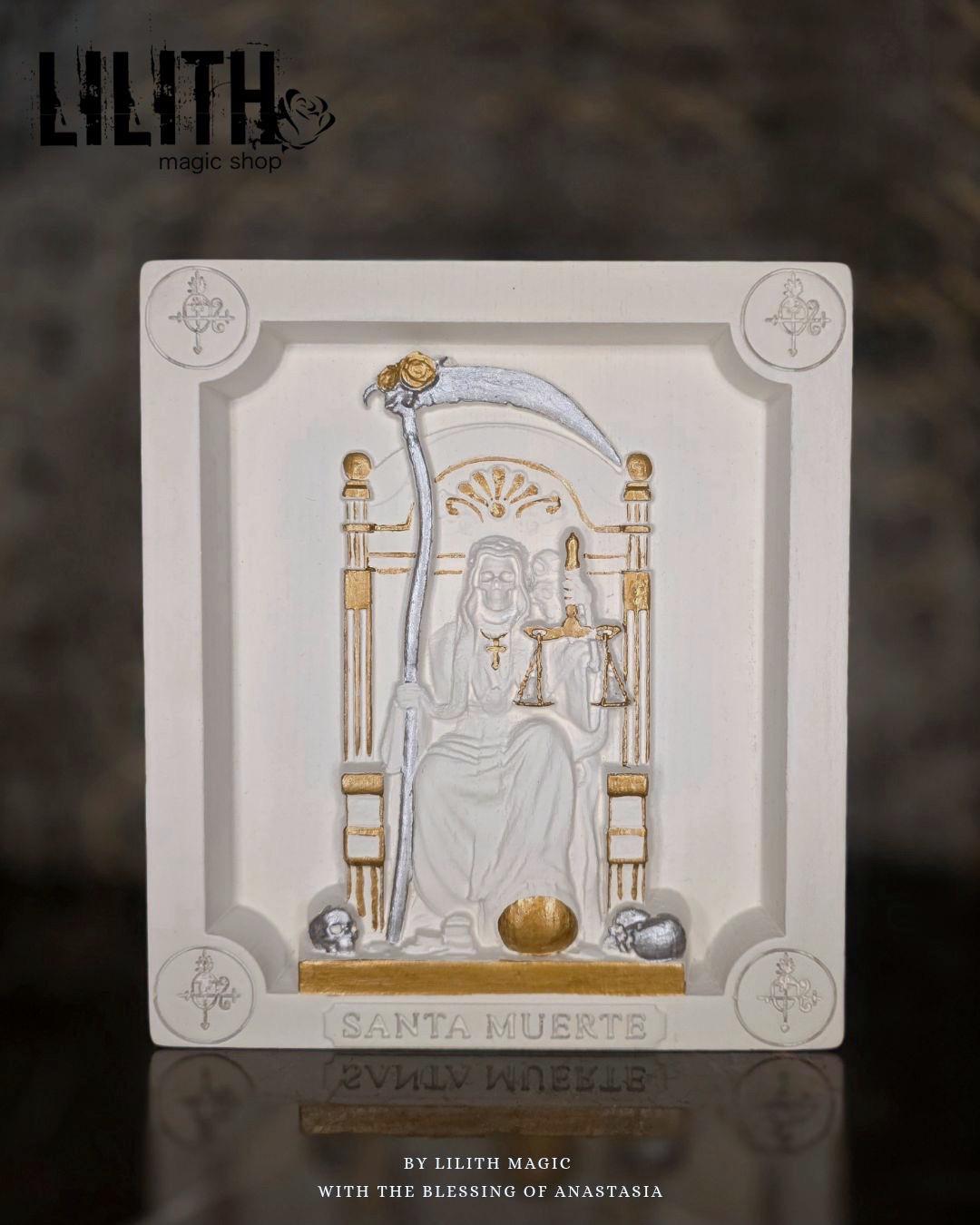 Ікона Santa Muerte з дерева (натурального ясена) Ікона Santa Muerte з дерева (натурального ясена)